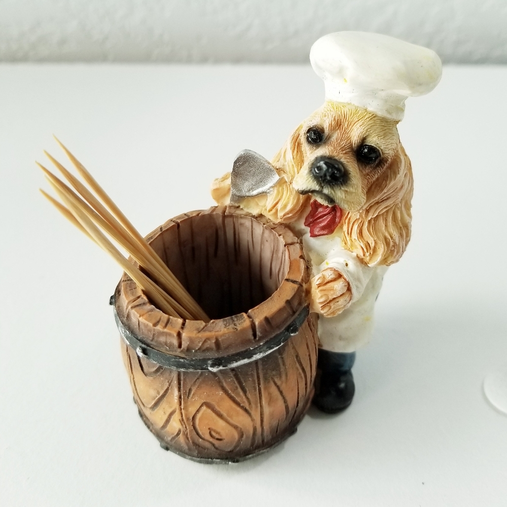 Dog toothpick holder